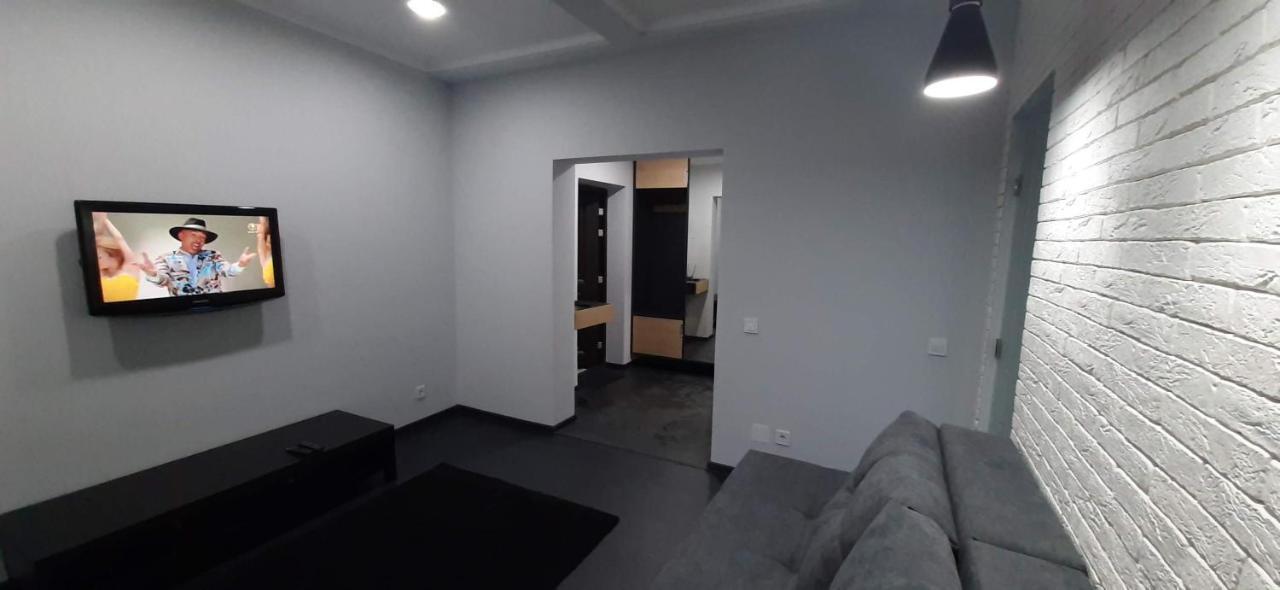 Modern Apartment In The Center Of Town Kischinau Exterior foto